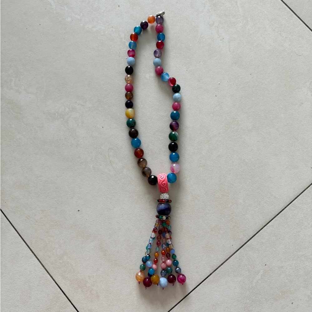 Beaded necklace